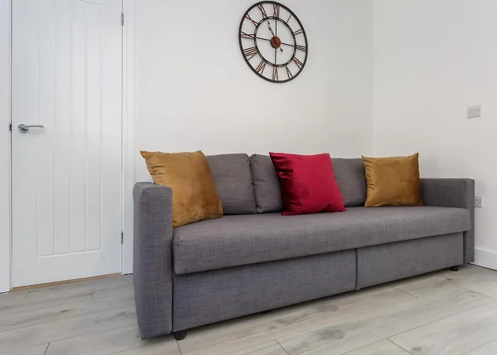 Harold House - Modern Open Plan 4 Bedroom, 3 Bathroom House In Central Southsea, Portsmouth